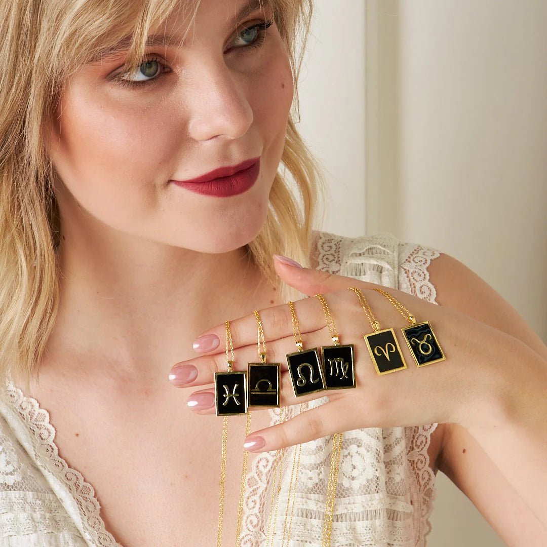 Siyah Dikdörtgen Terazi Burcu Kolye | 925 Gümüş