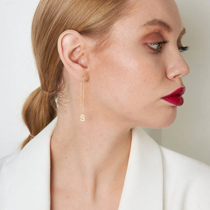 Zirkon Taşlı Sallantılı Harf Küpe