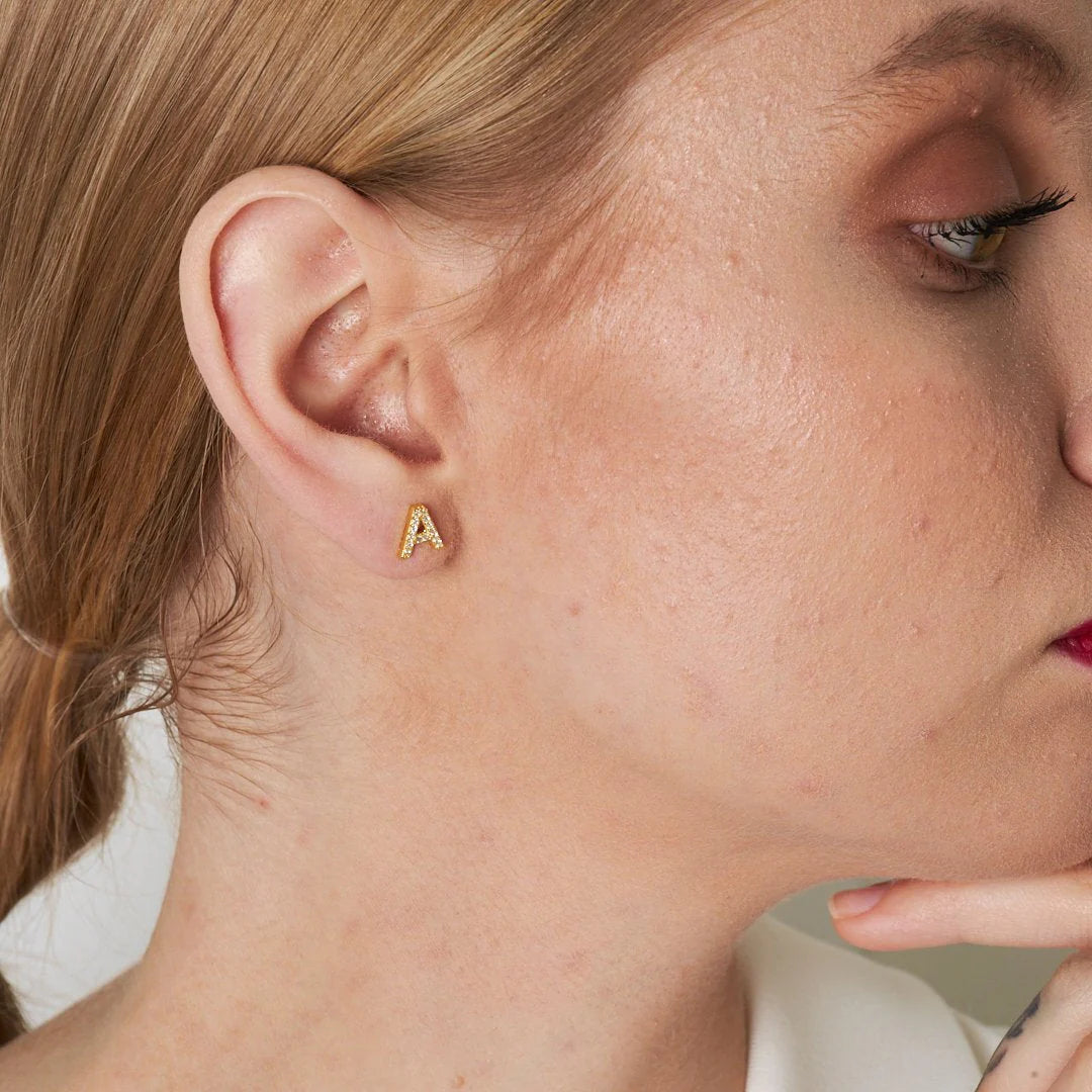 Taşlı Harf Küpe | 925 Gümüş