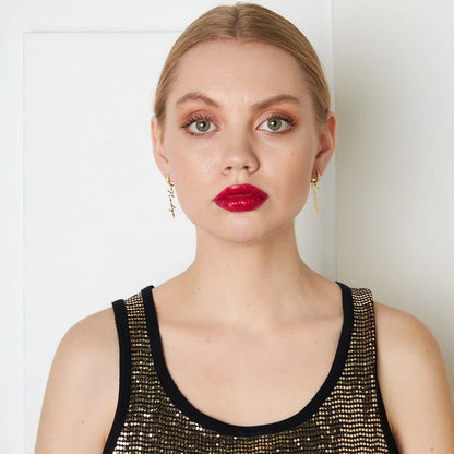 Dikey İsimli Taşlı Küpe